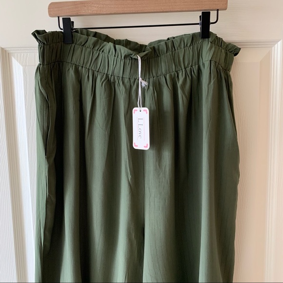 L. Love Green Paper Bag Elastic Waist Lightweight Trousers - Picture 2 of 5